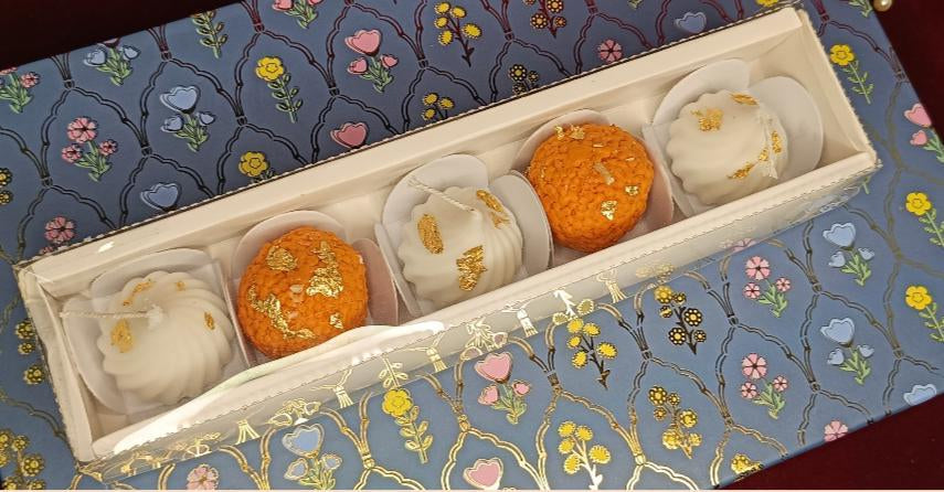 DIWALI CANDLES- LADDOO
